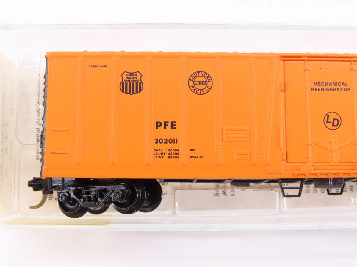 N Kadee Micro-Trains MTL 70010 PFE Pacific Fruit Express 51&#39; Reefer #302011