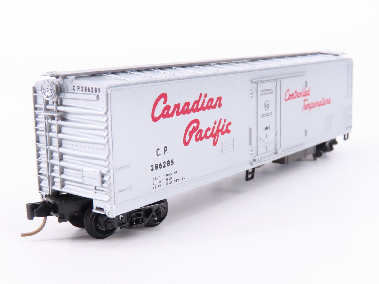 N Scale Kadee Micro-Trains MTL 69030 CP Canadian Pacific Railroad Reefer #286285