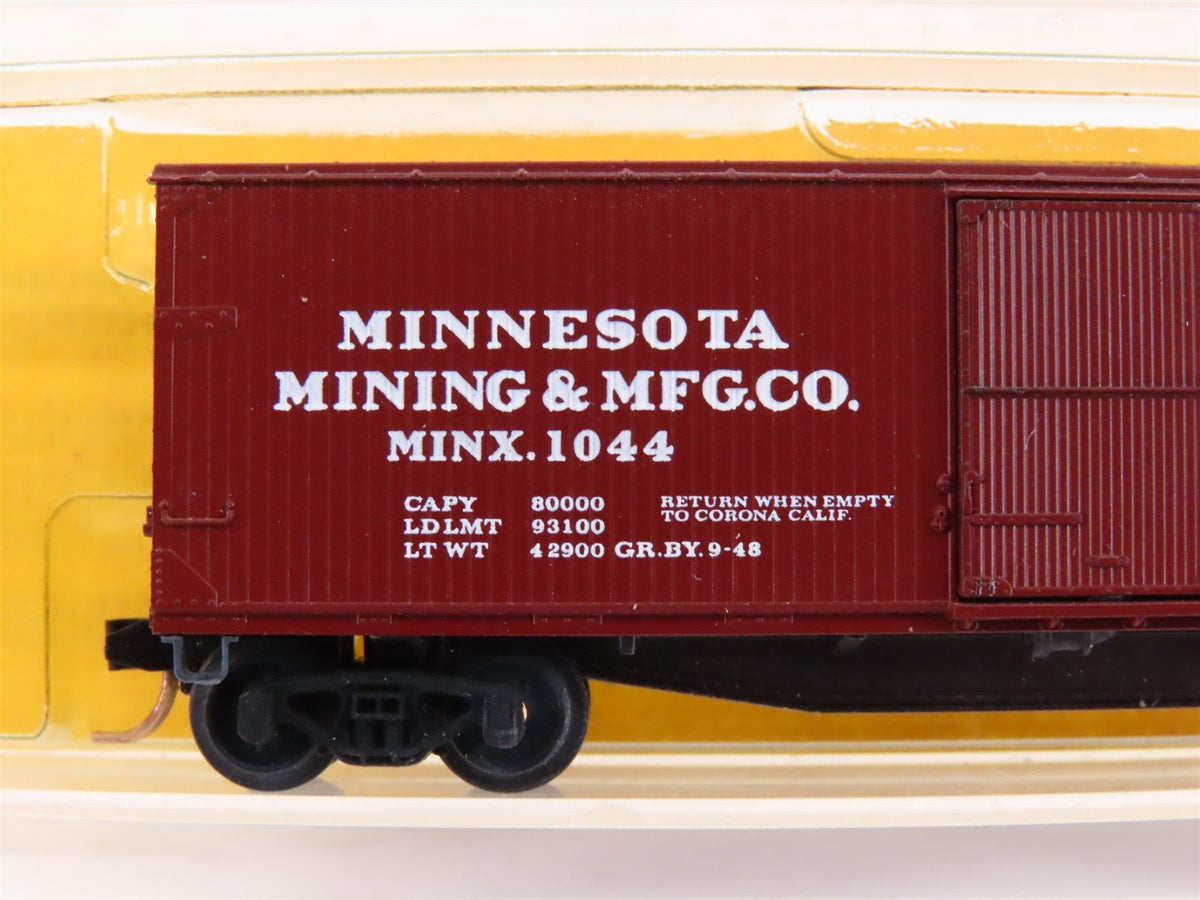 N Scale Kadee Micro-Trains MTL 42520-1 MINX 3M 40&#39; Single Door Box Car #1044