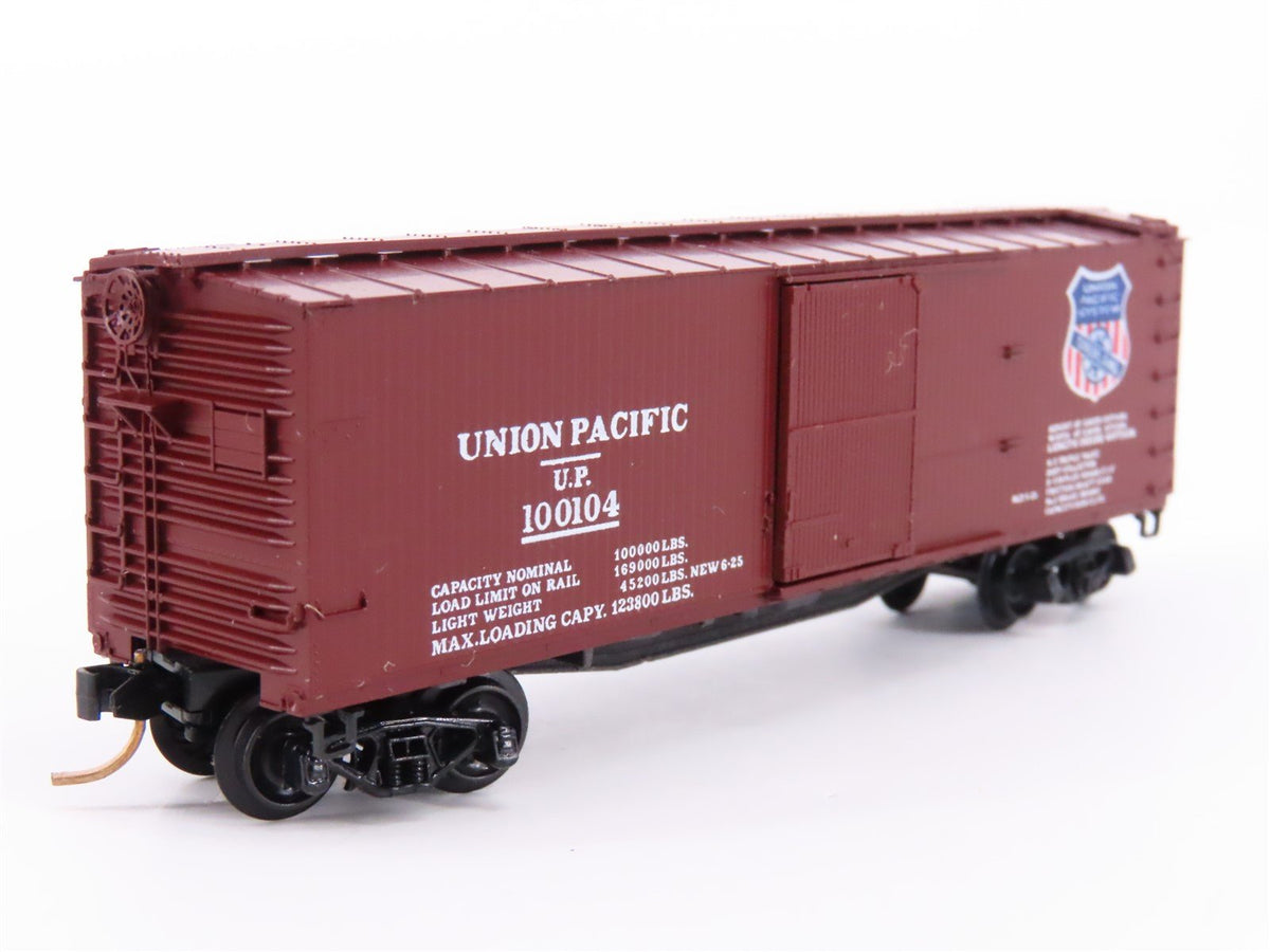 N Scale Kadee Micro-Trains MTL 42070 UP Union Pacific 40&#39; Box Car #100104