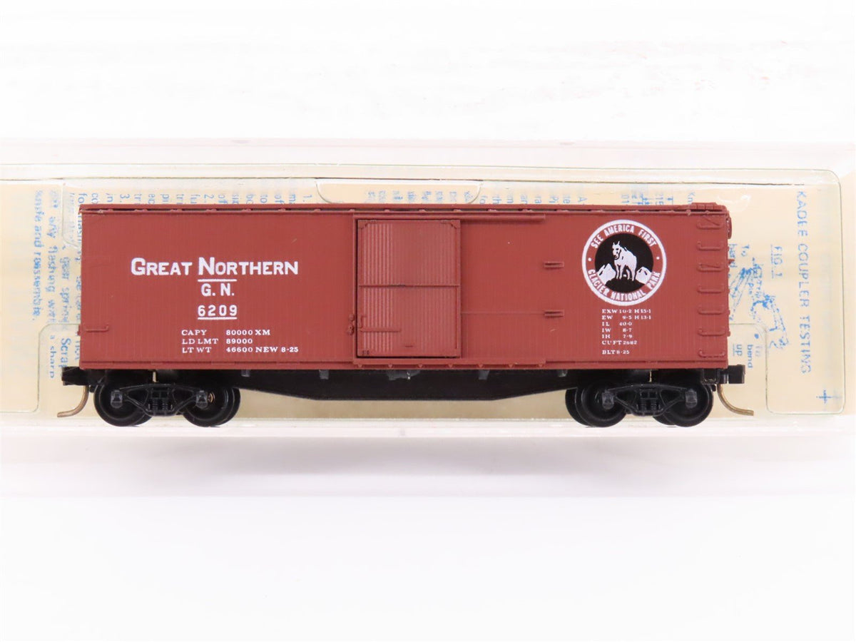 N Kadee Micro-Trains MTL 42191 GN Glacier Park 40&#39; Box Car #6209 Blue Label