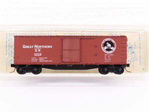 N Kadee Micro-Trains MTL 42191 GN Glacier Park 40' Box Car #6209 Blue Label