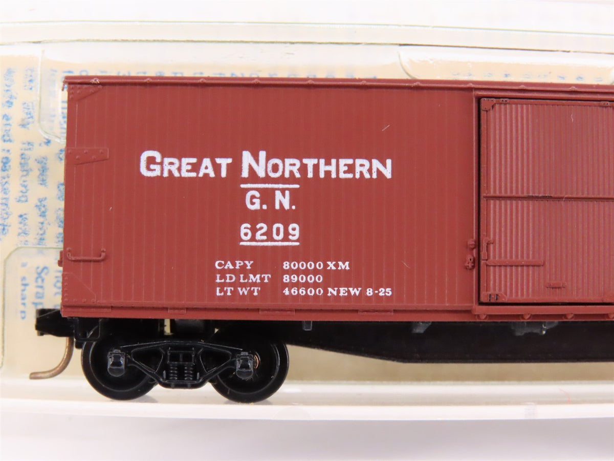 N Kadee Micro-Trains MTL 42191 GN Glacier Park 40&#39; Box Car #6209 Blue Label