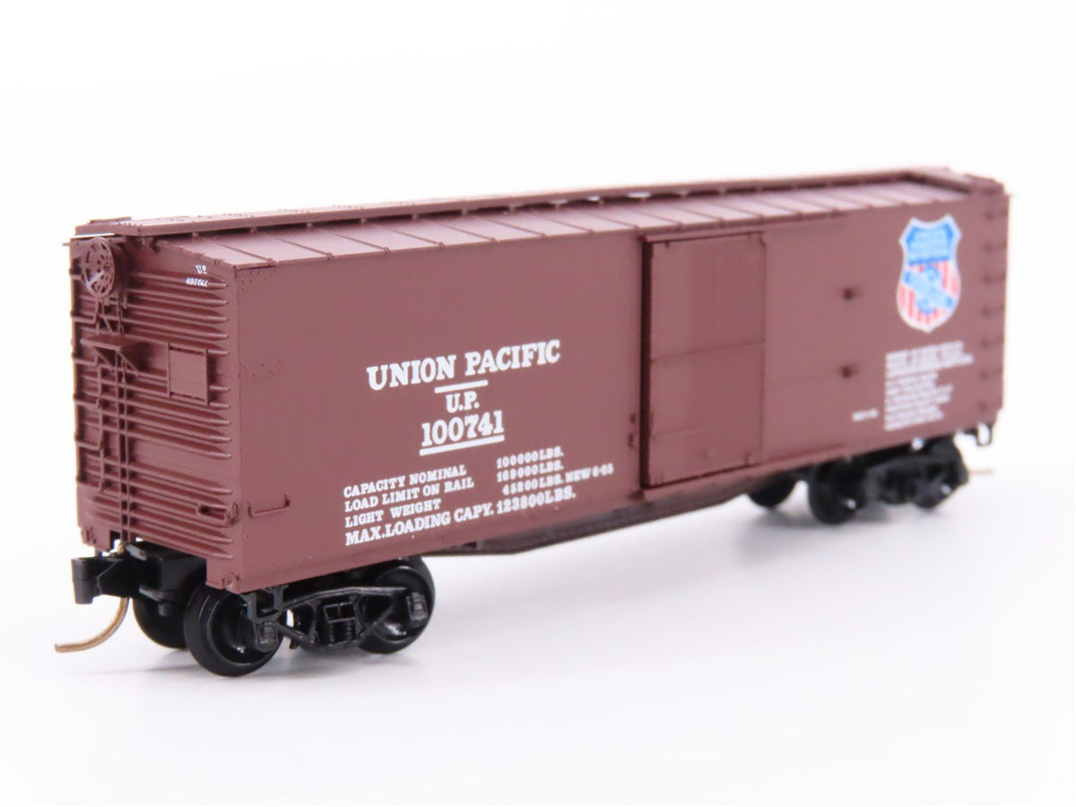 N Scale Kadee Micro-Trains MTL 42070 UP Union Pacific 40&#39; Box Car #100741