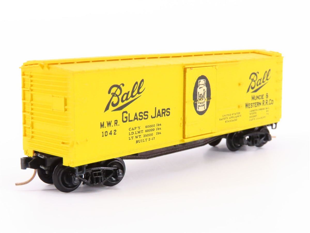 N Scale Kadee Micro-Trains MTL 42030 MWR Ball Glass Jars 40&#39; Box Car #1042