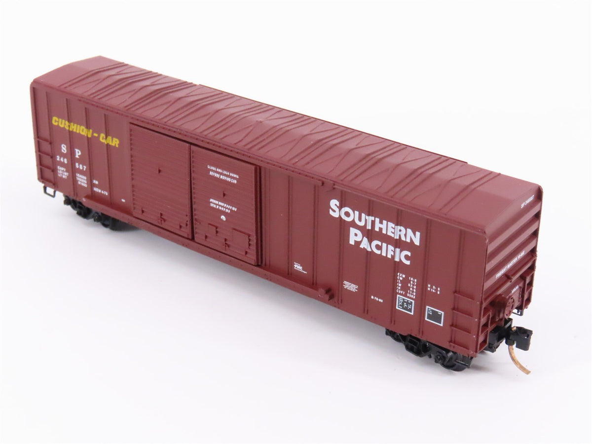 N Scale Kadee Micro-Trains MTL 30052 SP Southern Pacific 50&#39; Box Car #246587