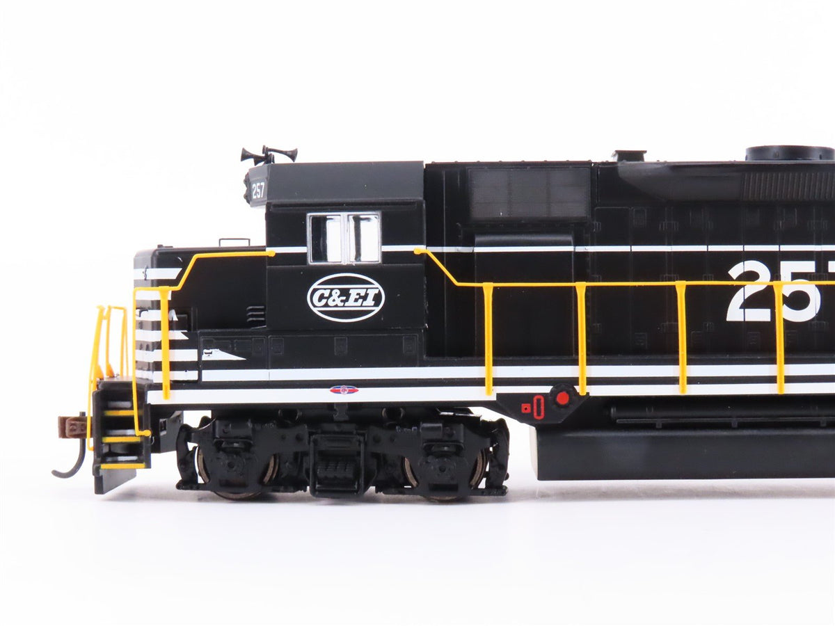 HO Scale Athearn Roundhouse RND12241 C&amp;EI Railway GP35 Diesel Locomotive #257