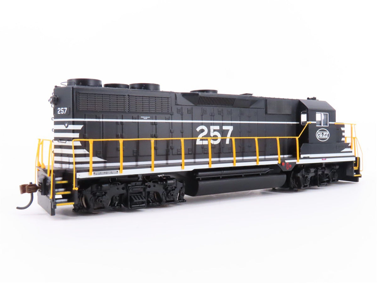 HO Scale Athearn Roundhouse RND12241 C&amp;EI Railway GP35 Diesel Locomotive #257