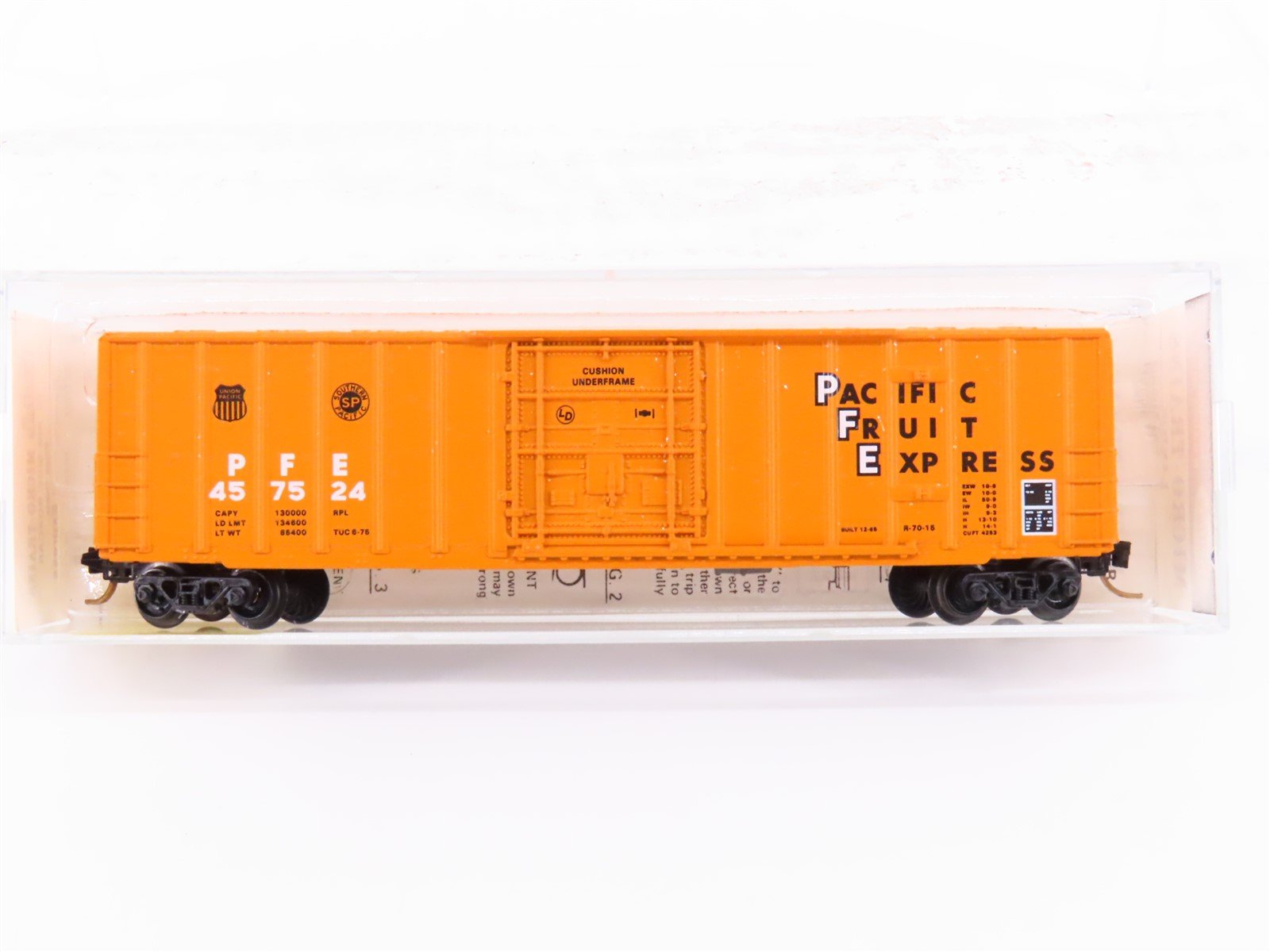 N Scale Kadee Micro-Trains MTL 27090 PFE Pacific Fruit Express Box Car #457524