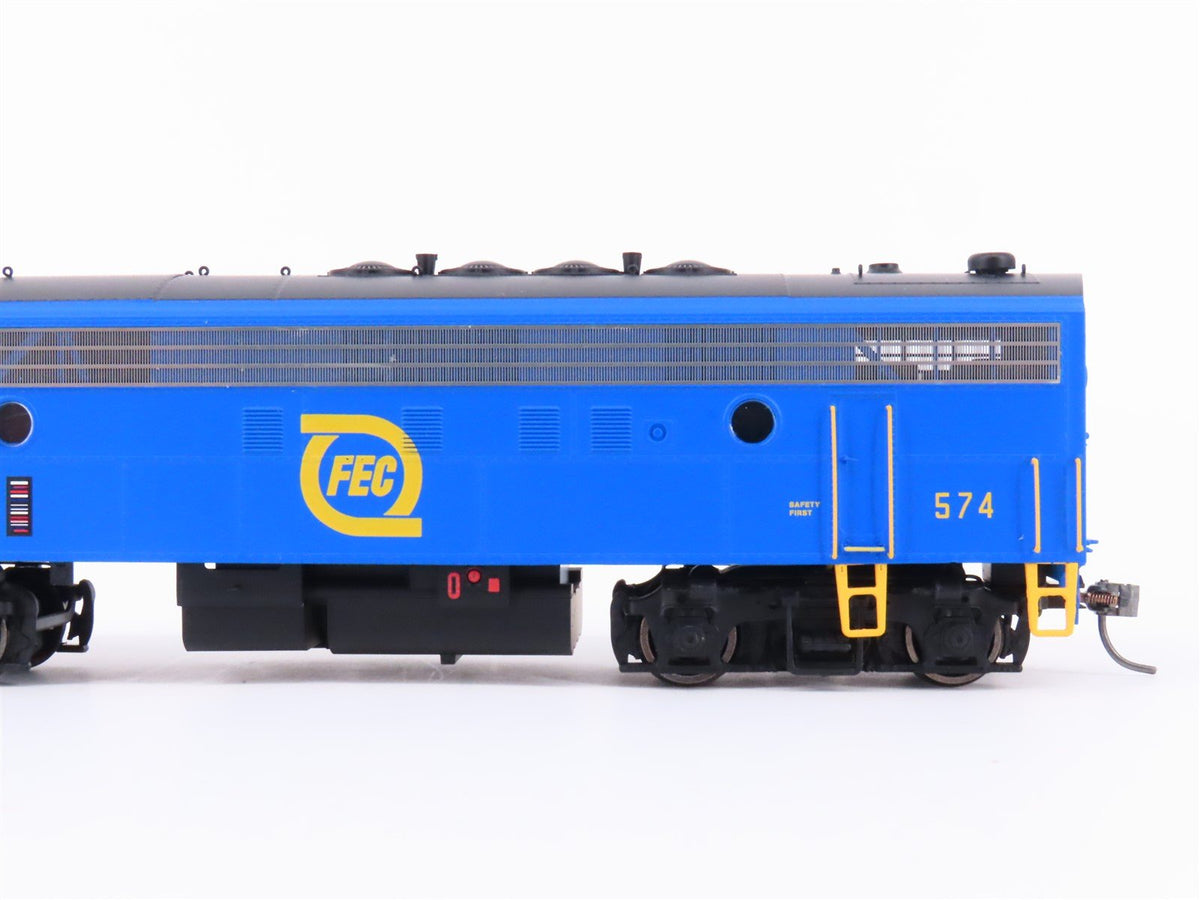 HO Intermountain 49905-03 FEC Florida East Coast FP7A Diesel Loco #574 wDCC