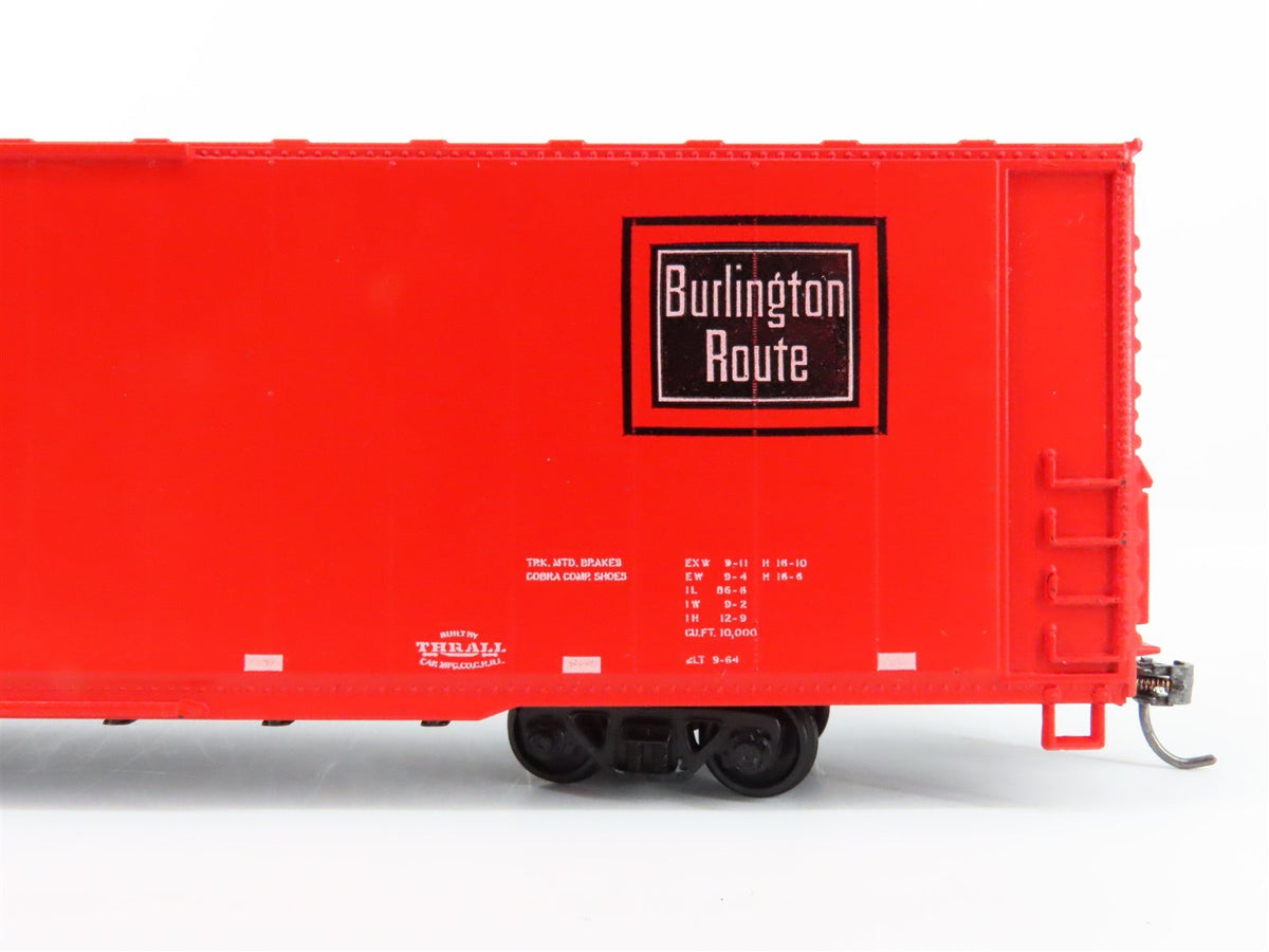 HO Athearn CB&amp;Q Burlington Route Thrall 86&#39; Hi-Cube Auto-Parts Box Car #15037