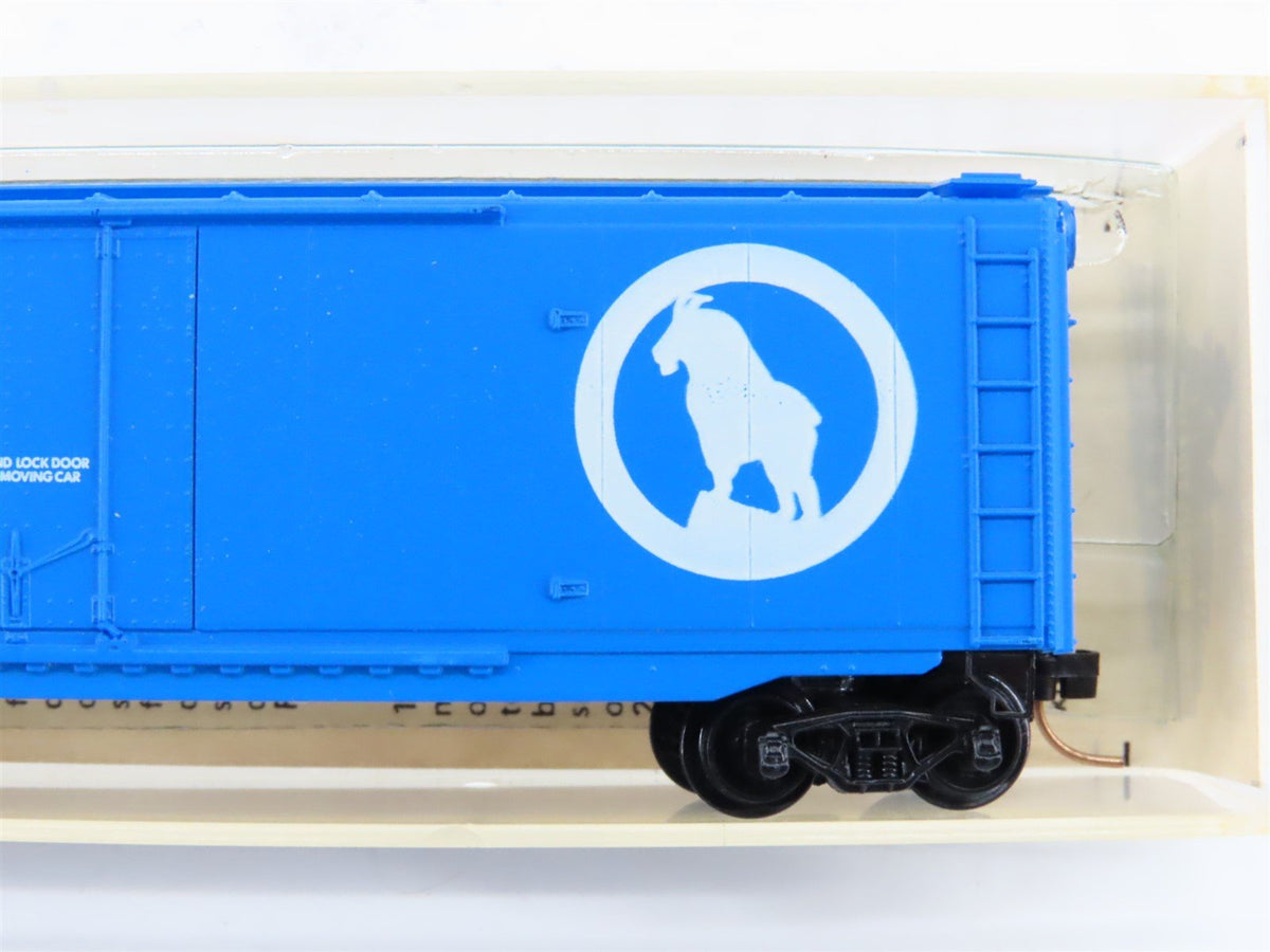 N Kadee Micro-Trains MTL 32020 GN Great Northern Big Sky Blue 50&#39; Box Car #36800