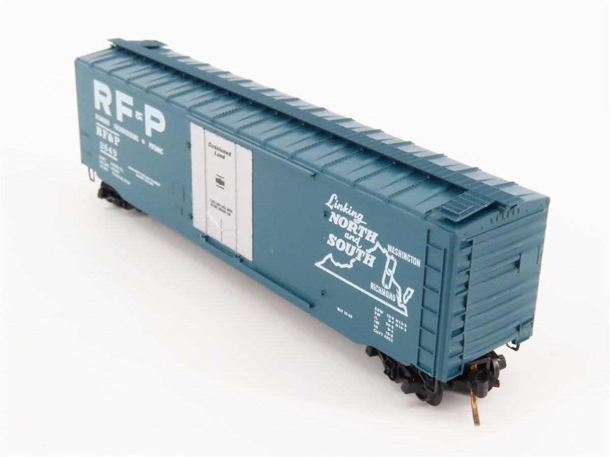 N Scale Kadee Micro-Trains MTL 32040 RF&amp;P Railroad 50&#39; Plug Door Box Car #2649