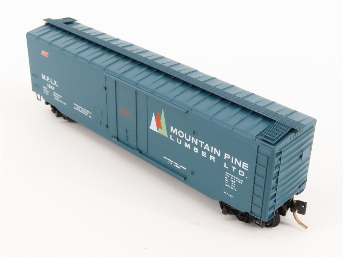 N Scale Kadee Micro-Trains MTL 32030 MPLX Mountain Pine Lumber 50&#39; Box Car #1047