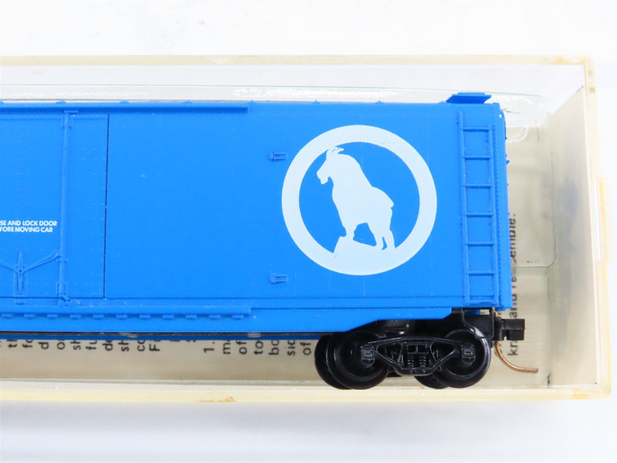 N Kadee Micro-Trains MTL 32020 GN Great Northern Big Sky Blue 50&#39; Box Car #36800