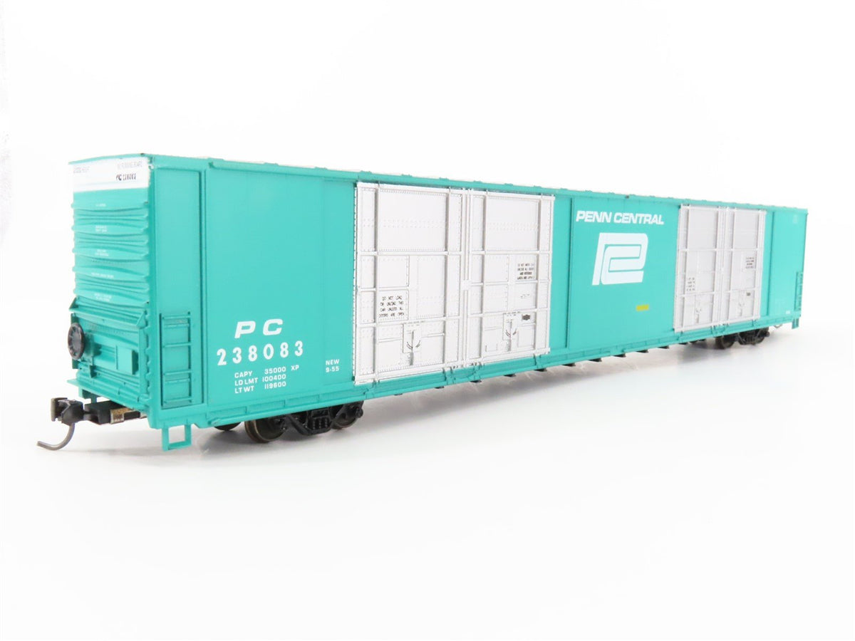 HO Scale Athearn PC Penn Central 86&#39; Hi-Cube / Auto Box Car #238083