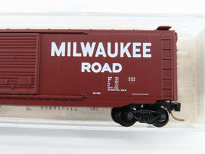 N Scale Kadee Micro-Trains MTL 33100 MILW Milwaukee Road 50' Box Car #12122