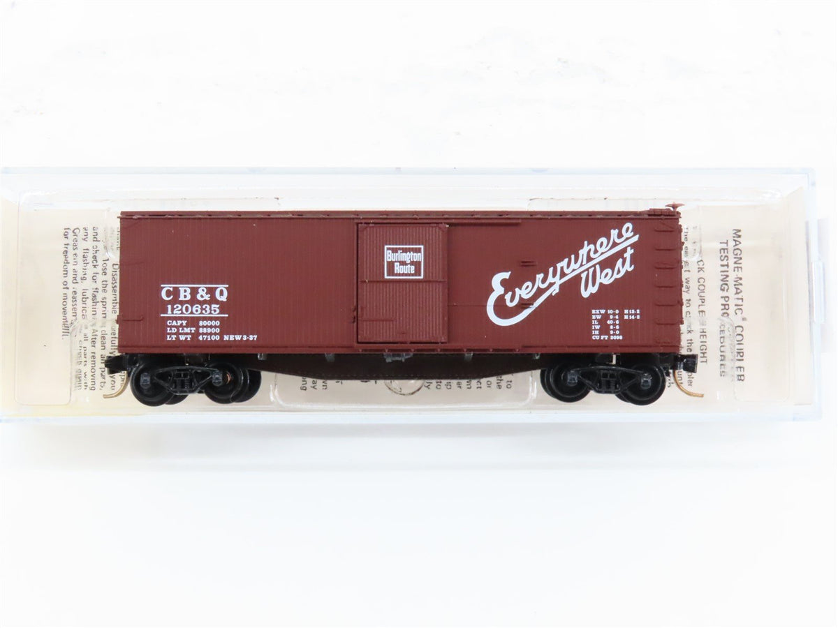 N Scale Kadee Micro-Trains MTL 39050 CB&amp;Q Burlington Route 40&#39; Box Car #120635