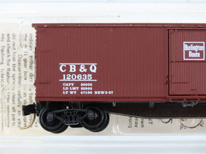 N Scale Kadee Micro-Trains MTL 39050 CB&Q Burlington Route 40' Box Car #120635