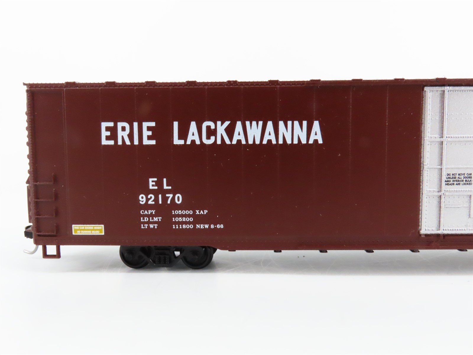 HO Scale Athearn EL Erie Lackawanna 86' Hi-Cube / Auto Box Car #92170