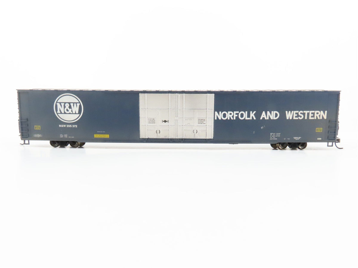 HO Athearn NW Norfolk &amp; Western 86&#39; Hi-Cube / Auto Box Car #355372 - Weathered