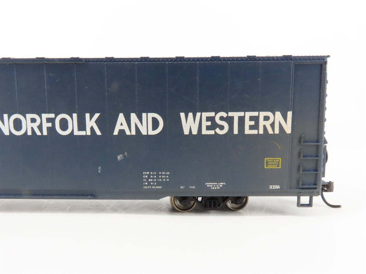 HO Athearn NW Norfolk &amp; Western 86&#39; Hi-Cube / Auto Box Car #355372 - Weathered