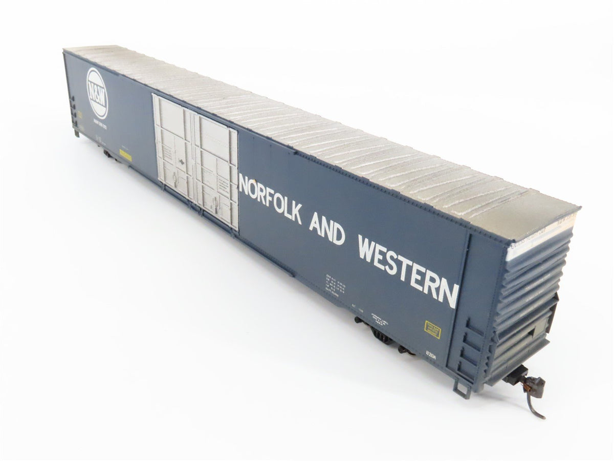 HO Athearn NW Norfolk &amp; Western 86&#39; Hi-Cube / Auto Box Car #355372 - Weathered