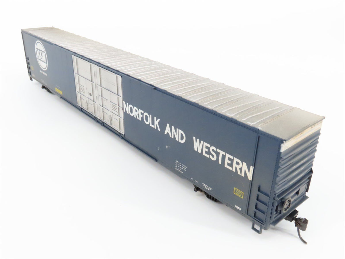 HO Athearn NW Norfolk &amp; Western 86&#39; Hi-Cube / Auto Box Car #355372 - Weathered