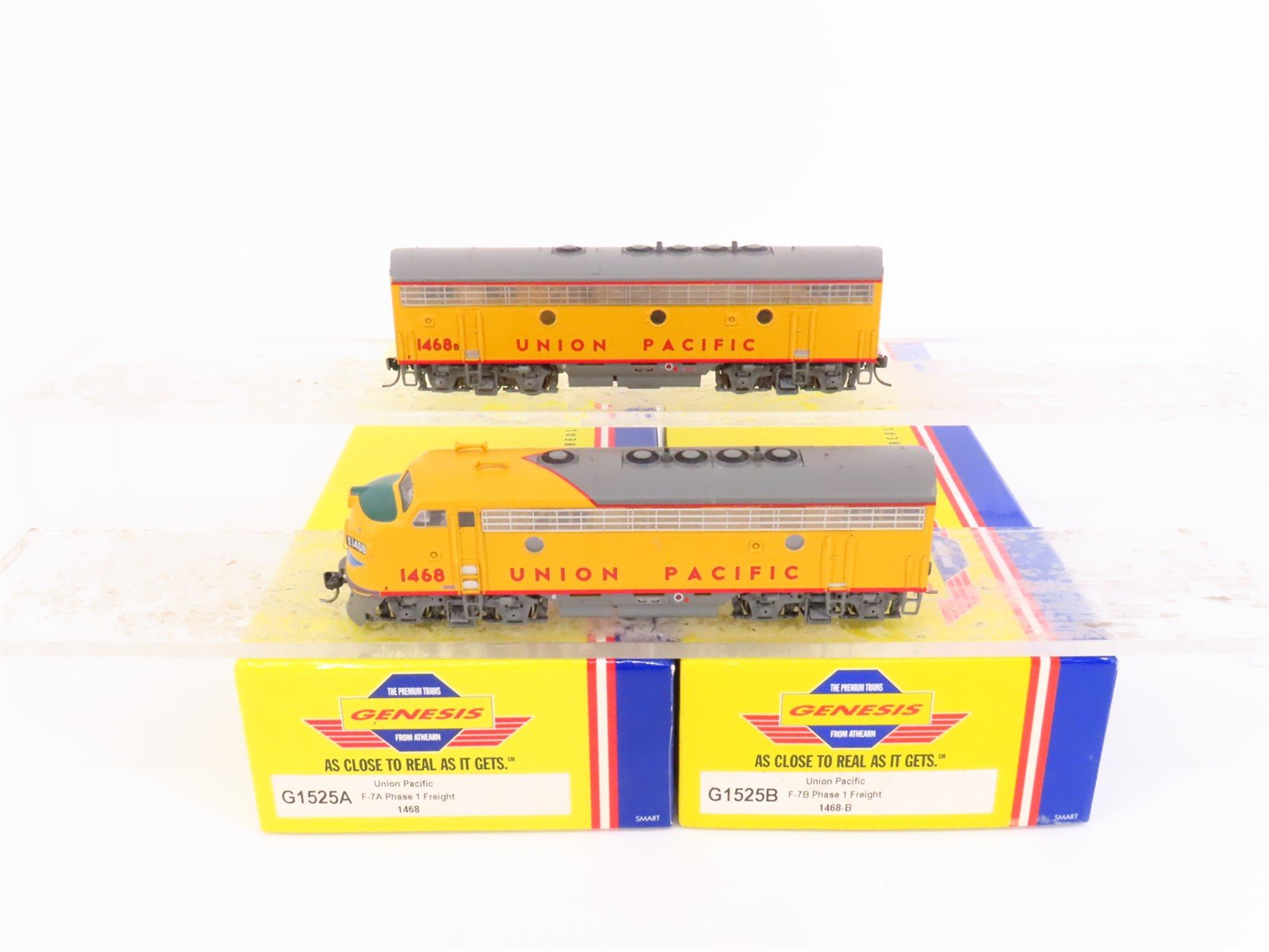 HO Scale Athearn Genesis G1525 UP Union Pacific F7 A/B Diesel Loco Set w/ DCC