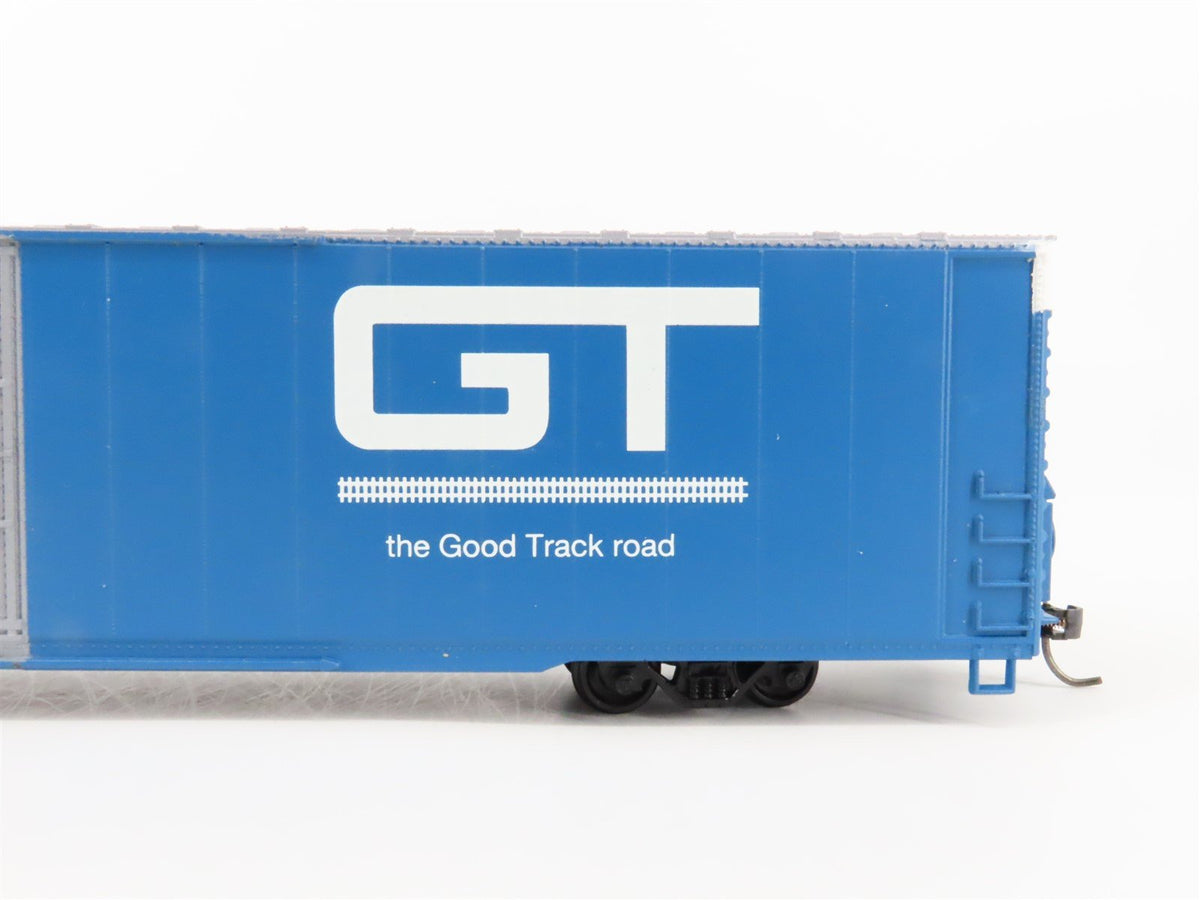 HO Scale Athearn GTW Grand Trunk Western 86&#39; Hi-Cube / Auto Box Car #306082