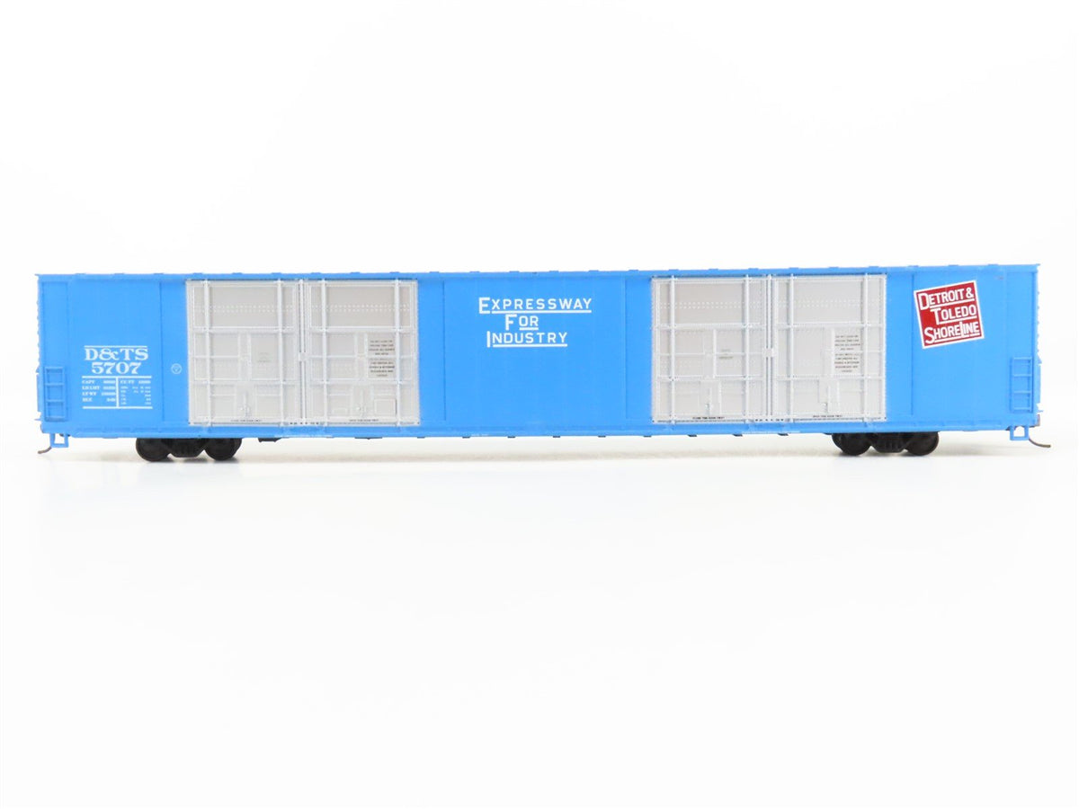 HO Scale Athearn DTS Detroit &amp; Toledo Shoreline 86&#39; Hi-Cube / Auto Box Car #5707