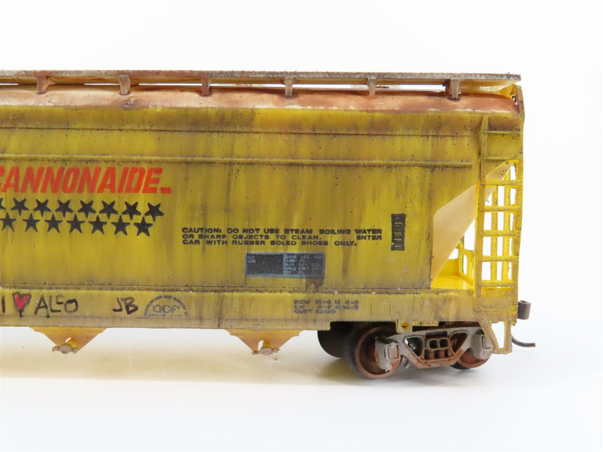 HO AHM ACFX &quot;Centerflow Cannonaide&quot; 4-Bay Covered Hopper - Weathered &amp; Graffiti