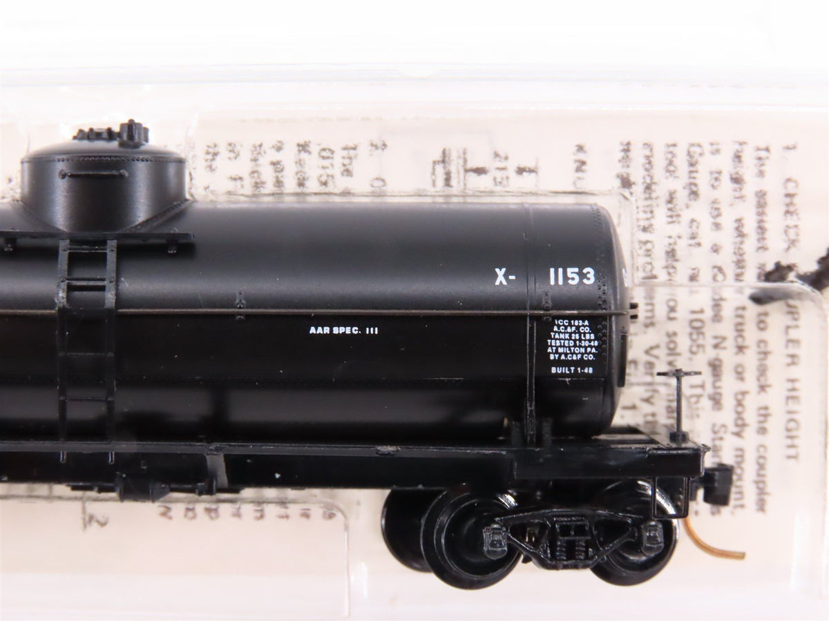 N Kadee Micro-Trains MTL 65240 GN Great Northern Single Dome Tank Car #X-1153