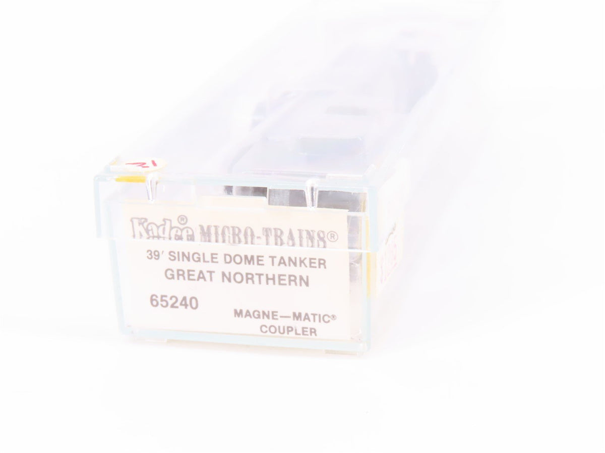 N Kadee Micro-Trains MTL 65240 GN Great Northern Single Dome Tank Car #X-1153