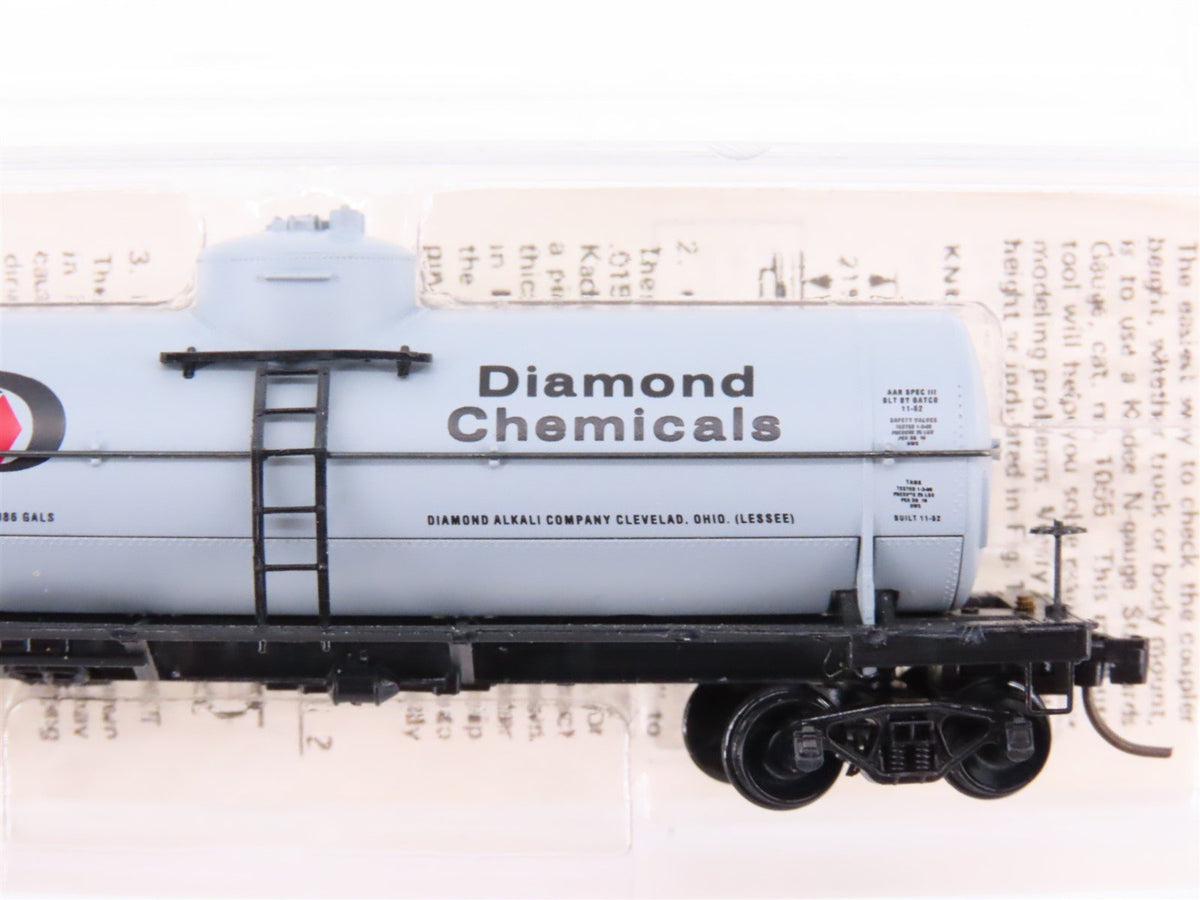 N Scale Kadee Micro-Trains MTL 65190 GATX Diamond Chemicals 39&#39; Tank Car #74245