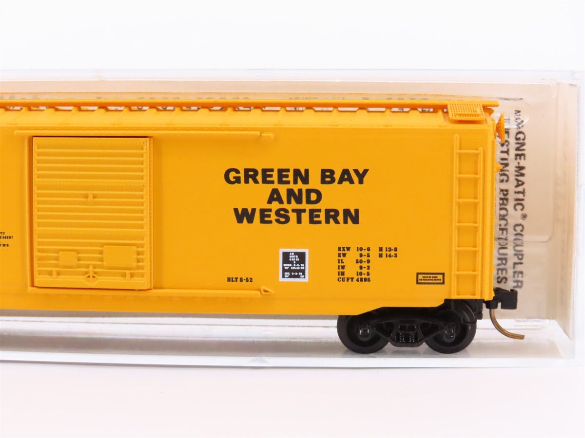 N Scale Kadee Micro-Trains MTL 31130 GBW Green Bay Route 50&#39; Box Car #3027