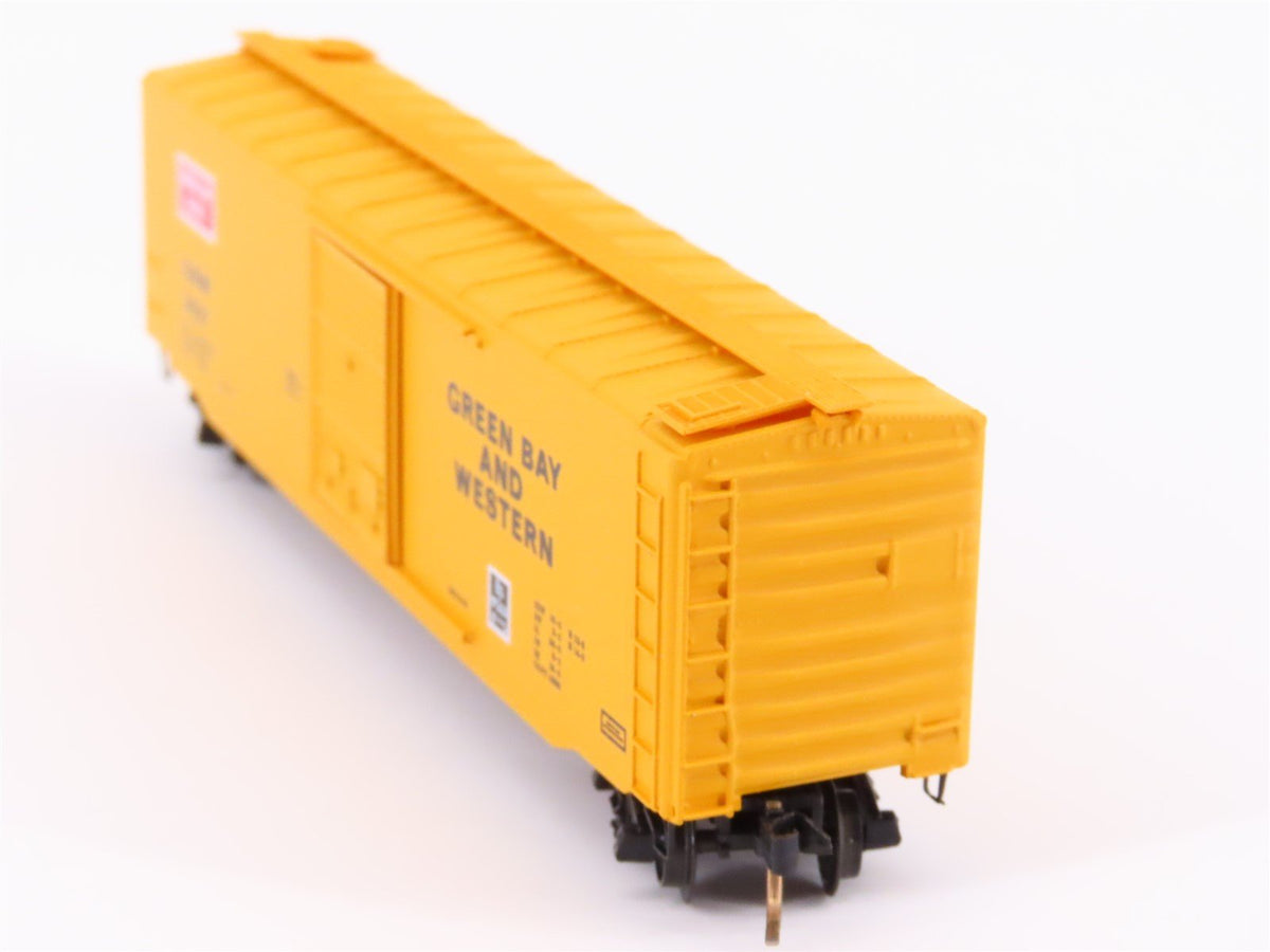 N Scale Kadee Micro-Trains MTL 31130 GBW Green Bay Route 50&#39; Box Car #3027