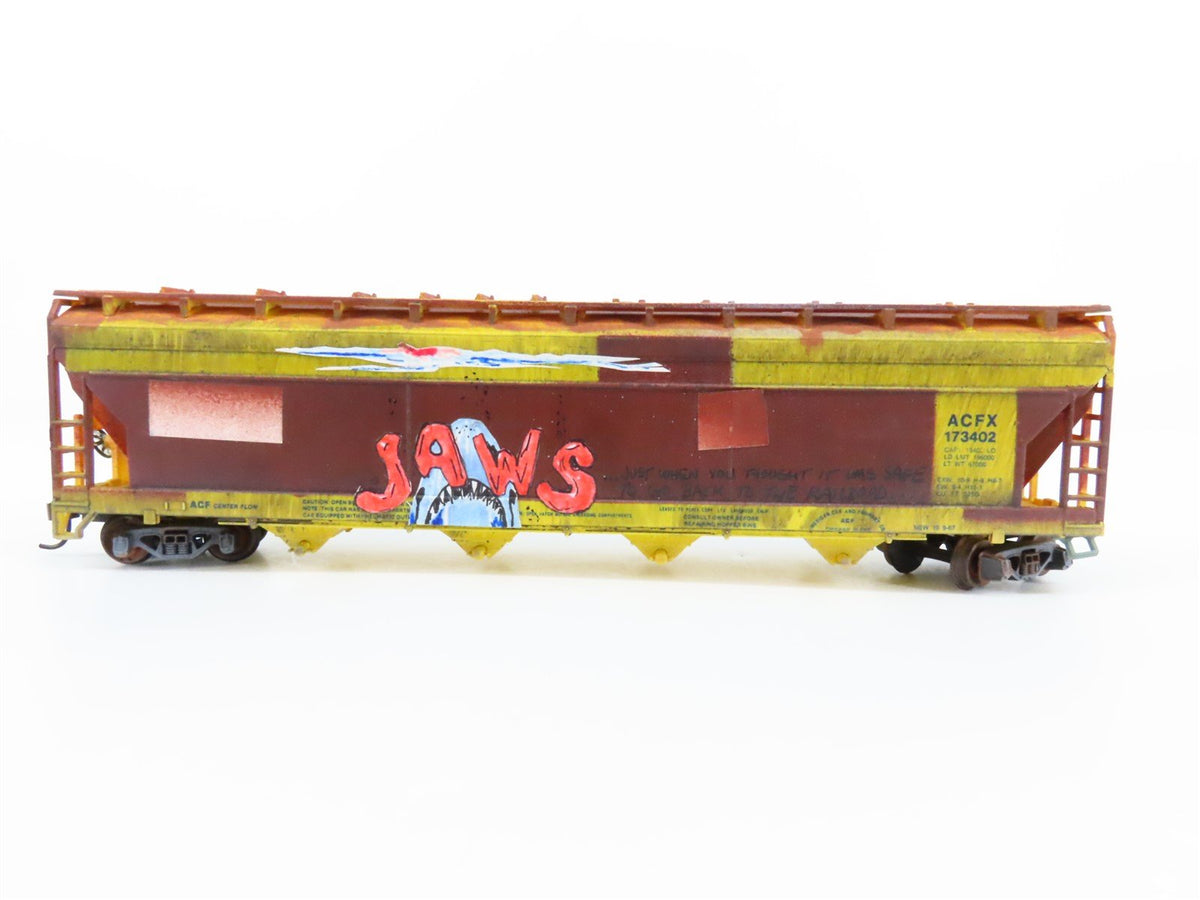 HO Scale TYCO ACFX 4-Bay Covered Hopper #173402 - Custom, Weathered &amp; Graffiti