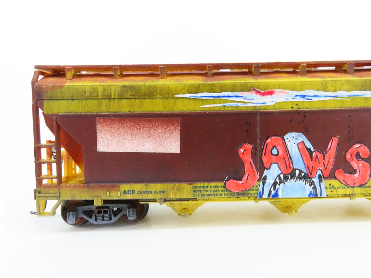 HO Scale TYCO ACFX 4-Bay Covered Hopper #173402 - Custom, Weathered &amp; Graffiti