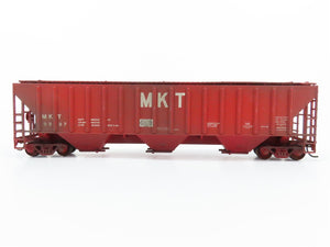 HO Athearn MKT Missouri-Kansas-Texas 3-Bay Covered Hopper #9887 - Weathered