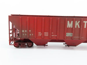 HO Athearn MKT Missouri-Kansas-Texas 3-Bay Covered Hopper #9887 - Weathered