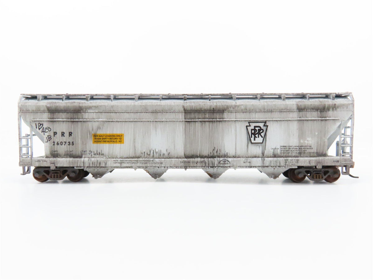 HO Athearn PRR Pennsylvania 4-Bay Covered Hopper #260735 - Weathered &amp; Graffiti