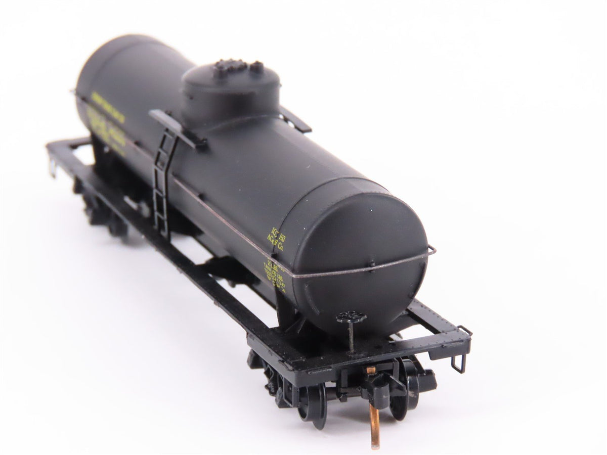 N Scale Kadee Micro-Trains MTL 65122 UTLX 39&#39; Single Dome Tank Car #74253