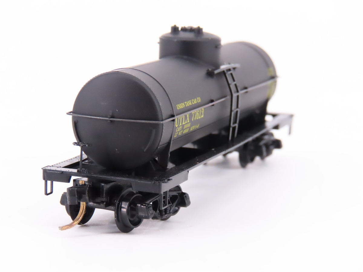 N Scale Kadee Micro-Trains MTL 65122 UTLX 39&#39; Single Dome Tank Car #77612