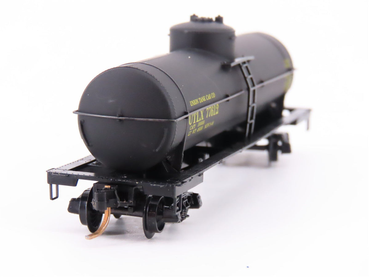 N Scale Kadee Micro-Trains MTL 65122 UTLX 39&#39; Single Dome Tank Car #77612