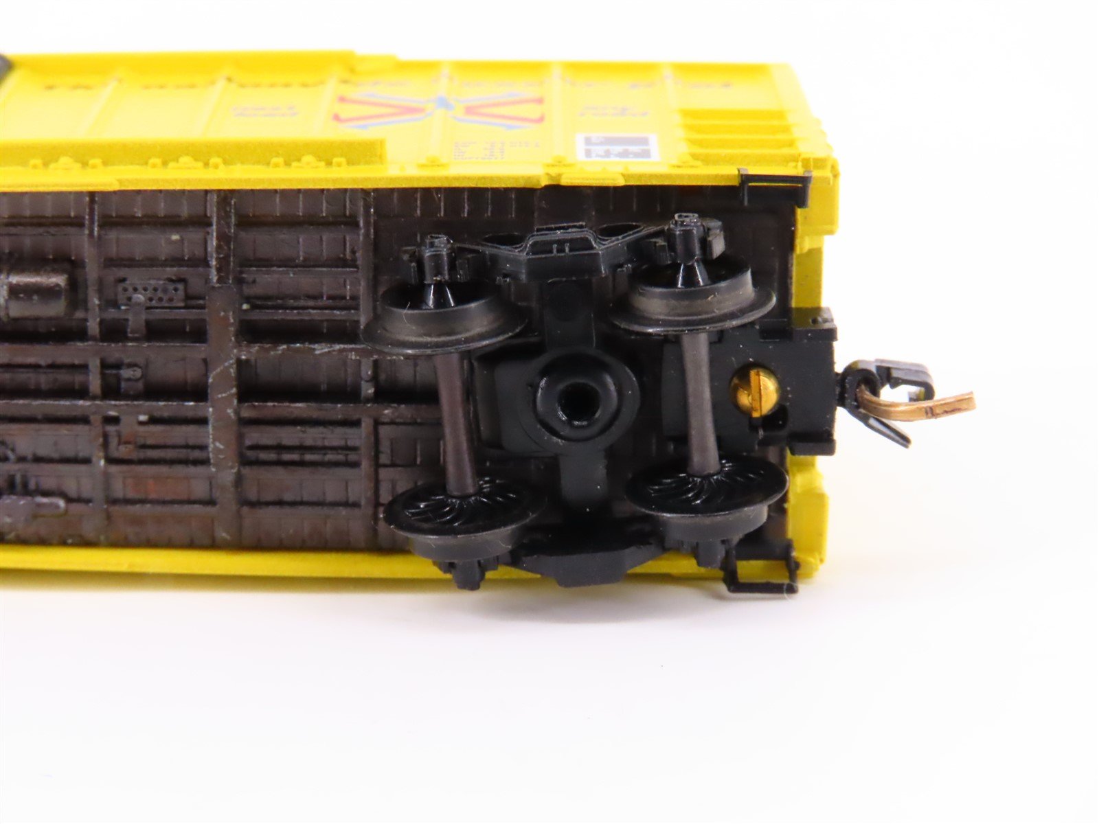 N Scale Kadee Micro-Trains MTL 25012 RBOX Railbox 50' Rib Side Box Car #17715