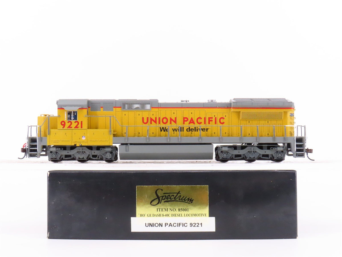 HO Scale Bachmann 85001 UP Union Pacific GE Dash 8-40C Diesel Loco #9221 w/ DCC