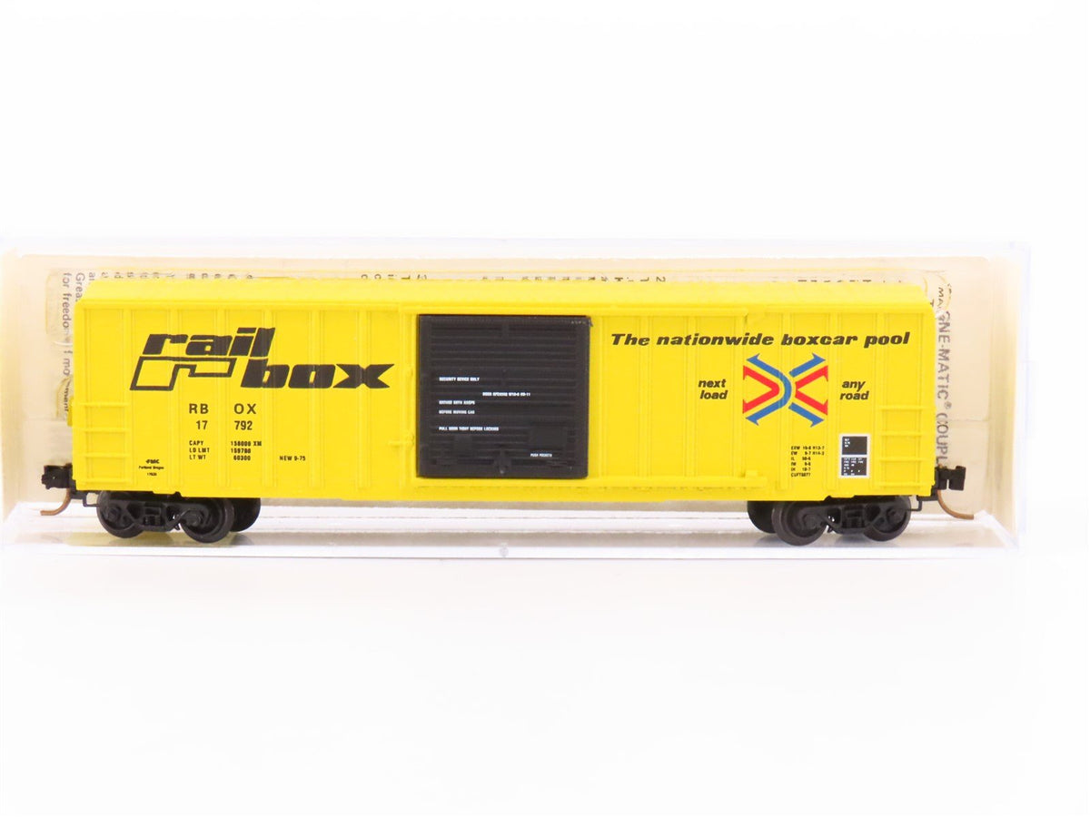 N Scale Kadee Micro-Trains MTL 25012 RBOX Railbox 50&#39; Rib Side Box Car #17792