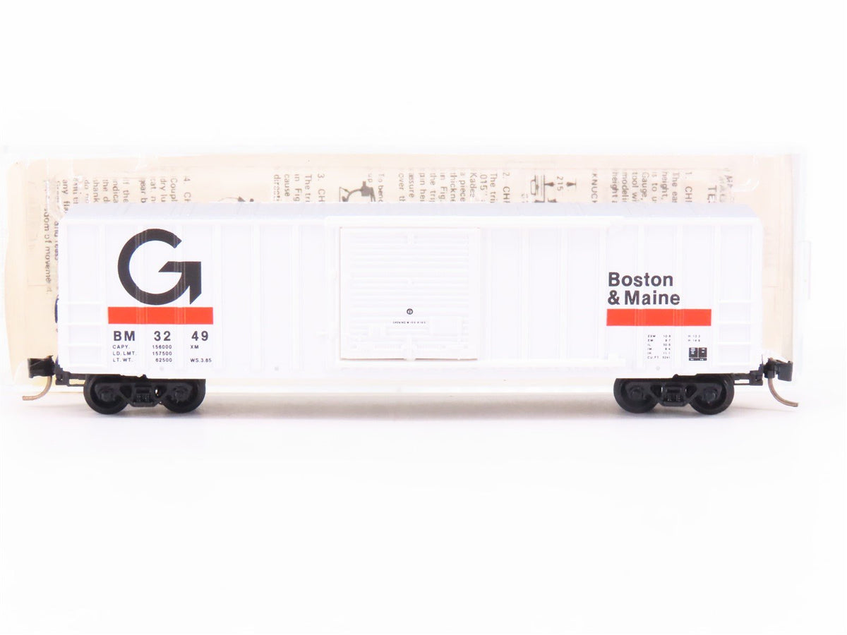 N Scale Kadee Micro-Trains MTL 25400 BM Boston &amp; Maine 50&#39; Box Car #3249