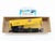 HO Scale Athearn / Rail Runner Kit #200 CNW 54' PS 3-Bay Covered Hopper #182468